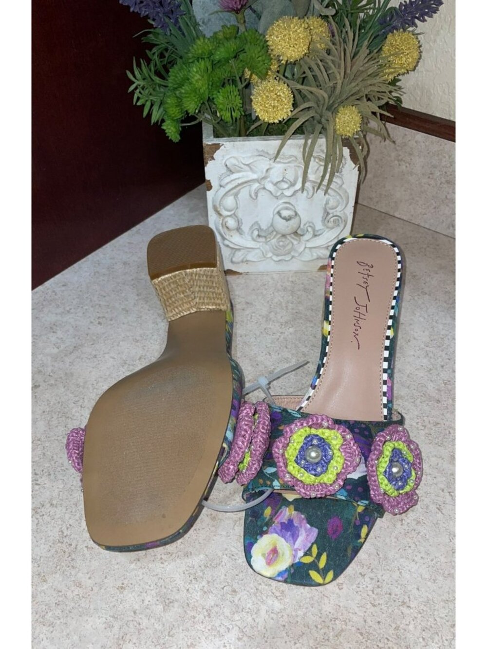 Betsey Johnson Floral & Crochet Embellished Sandals With Raffia Block Heel Size - Picture 8 of 10